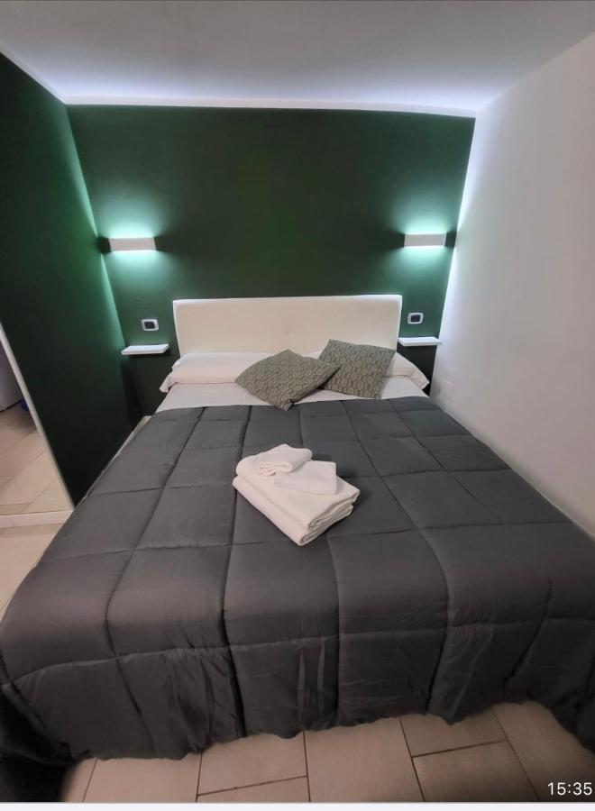 L'Approdo Di Dante Apartment เนเปิลส์ ภายนอก รูปภาพ