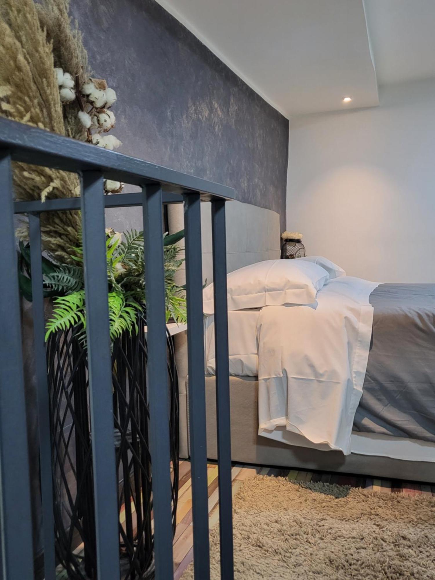 L'Approdo Di Dante Apartment เนเปิลส์ ภายนอก รูปภาพ