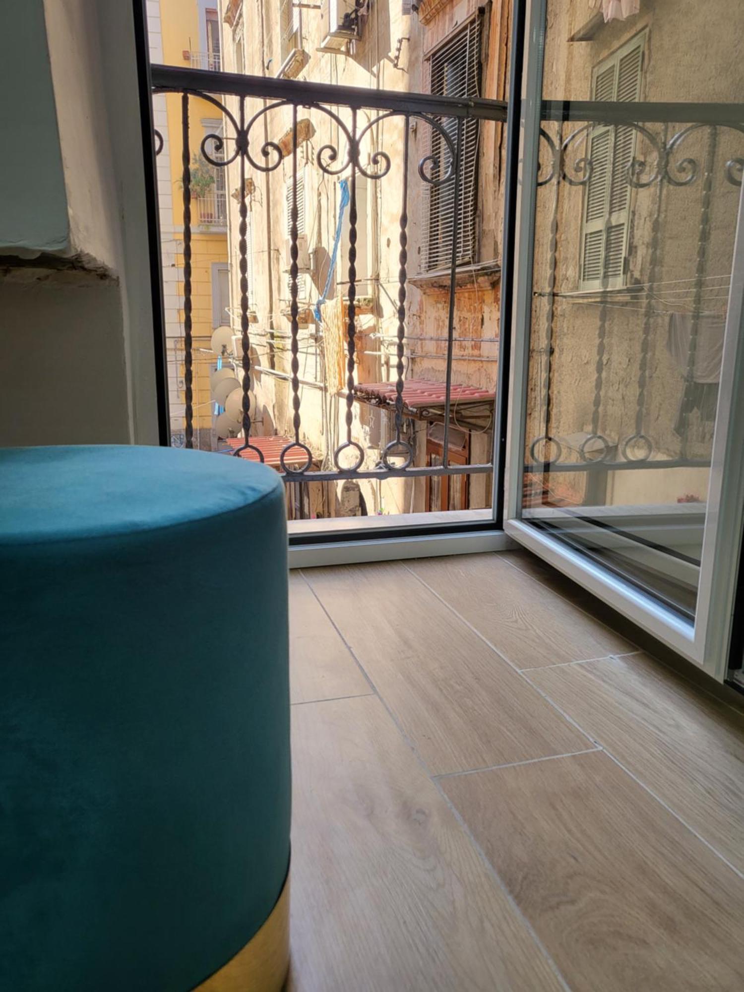 L'Approdo Di Dante Apartment เนเปิลส์ ภายนอก รูปภาพ