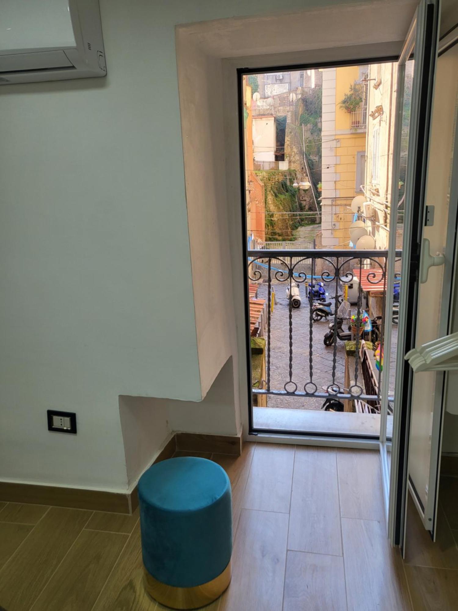 L'Approdo Di Dante Apartment เนเปิลส์ ภายนอก รูปภาพ