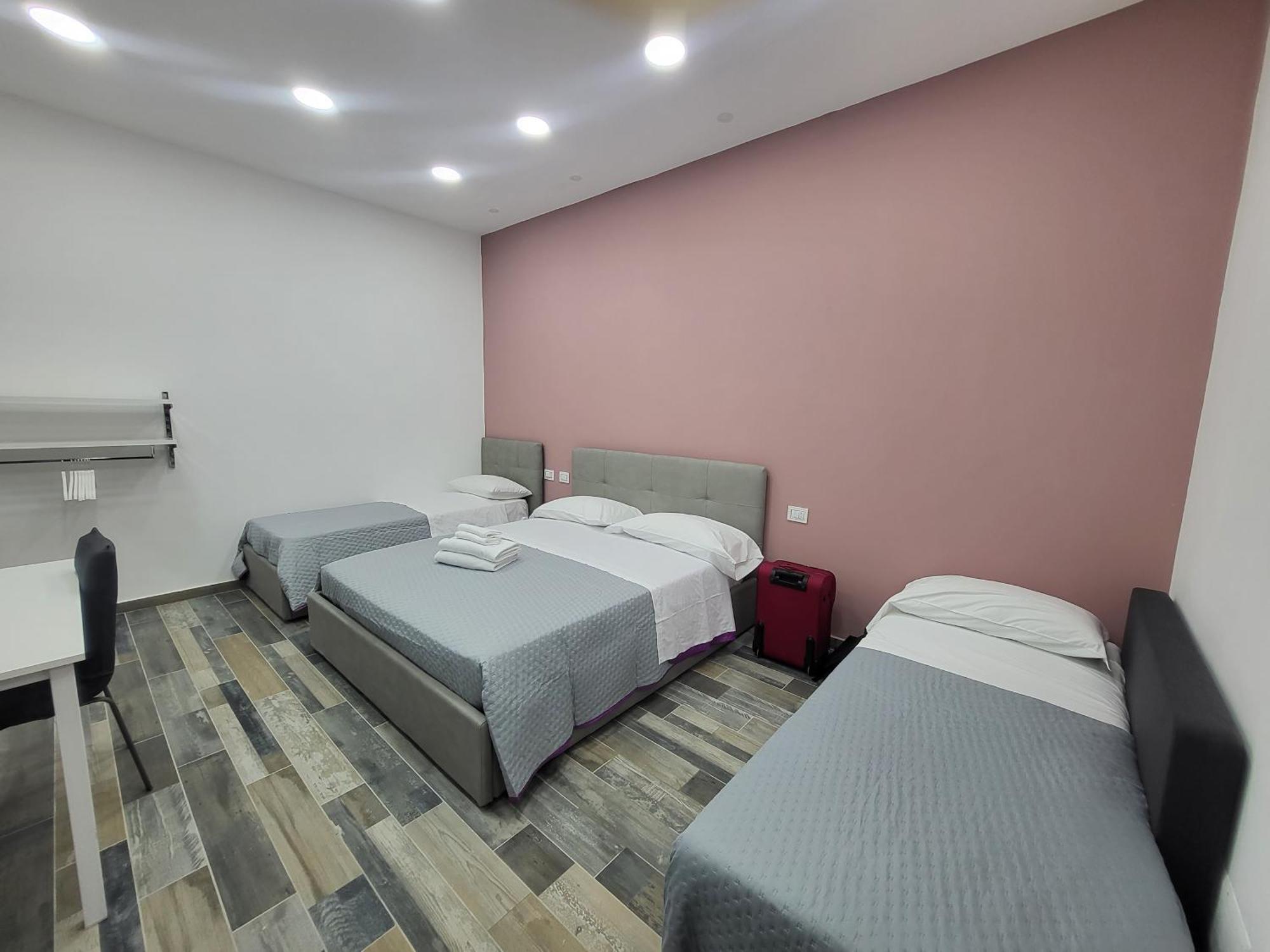 L'Approdo Di Dante Apartment เนเปิลส์ ภายนอก รูปภาพ