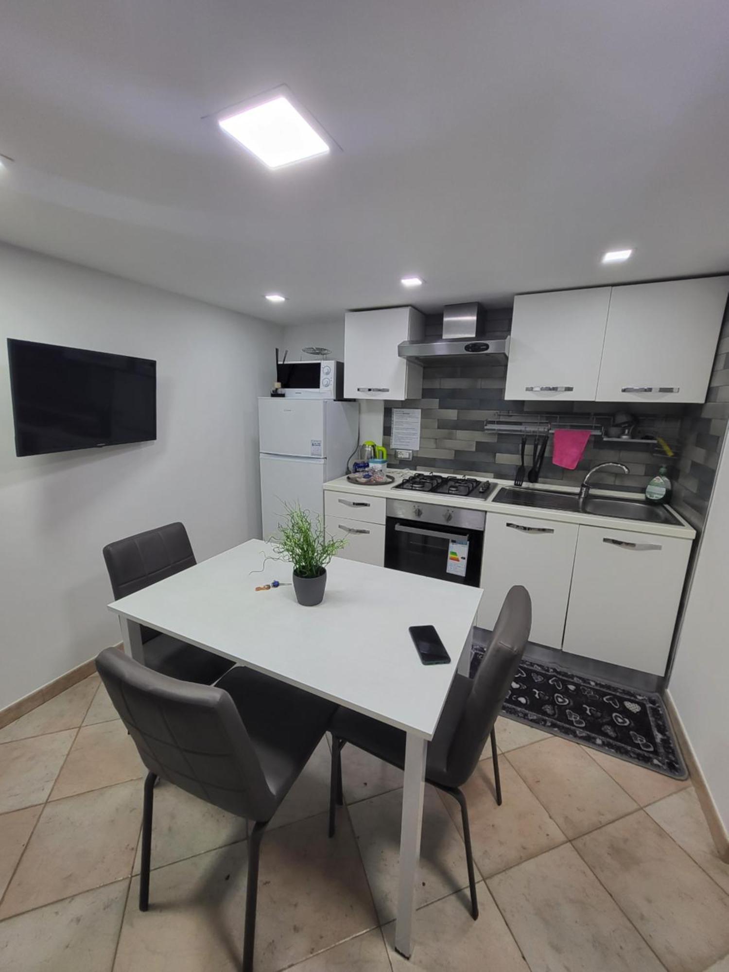 L'Approdo Di Dante Apartment เนเปิลส์ ห้อง รูปภาพ